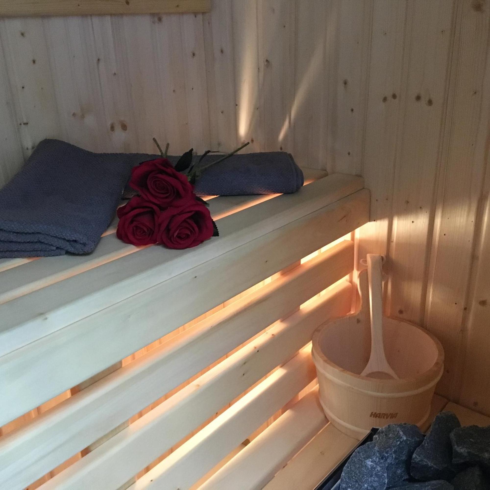Family & Business Sauna Apartments Paderewskiego Sienkiewicza No2 Centrum Downtown - 2 Bedroom With Private Sauna, Bath With Hydromassage, Parking Kielce Exterior foto